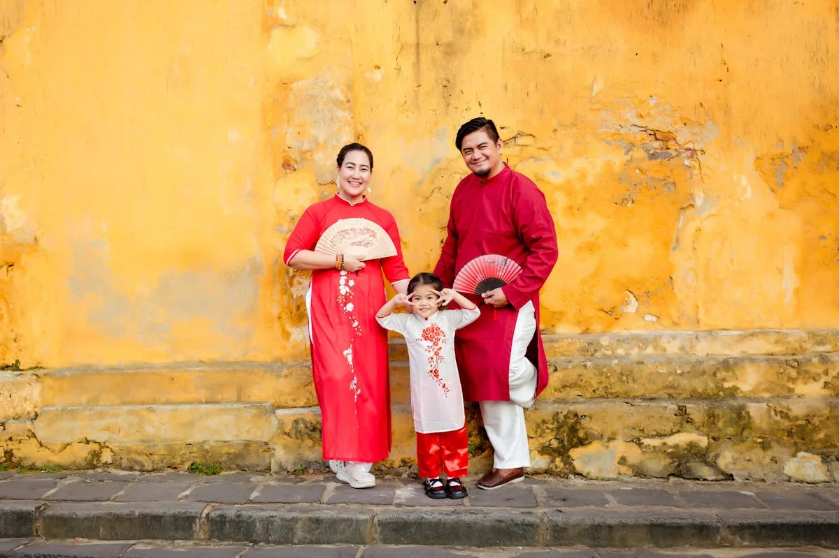 Gia đình Việt Nam trong đám cưới truyền thống